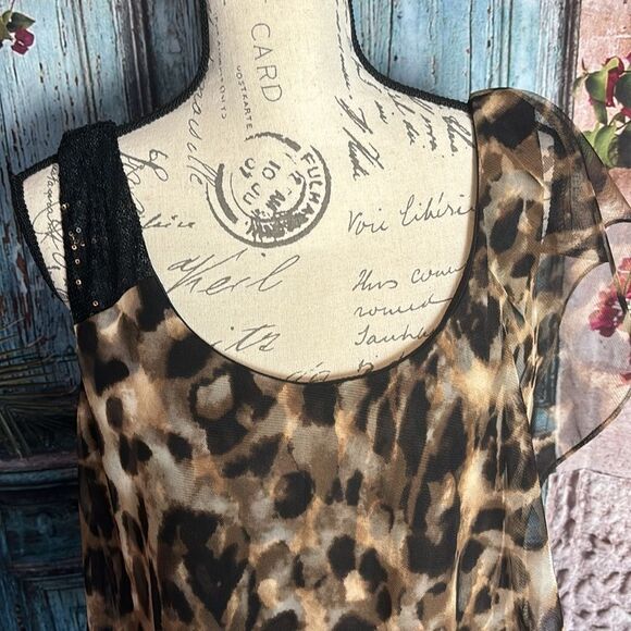 Dress Barn Animal print asymmetrical dress, size 14, excellent condition - Picture 2 of 12